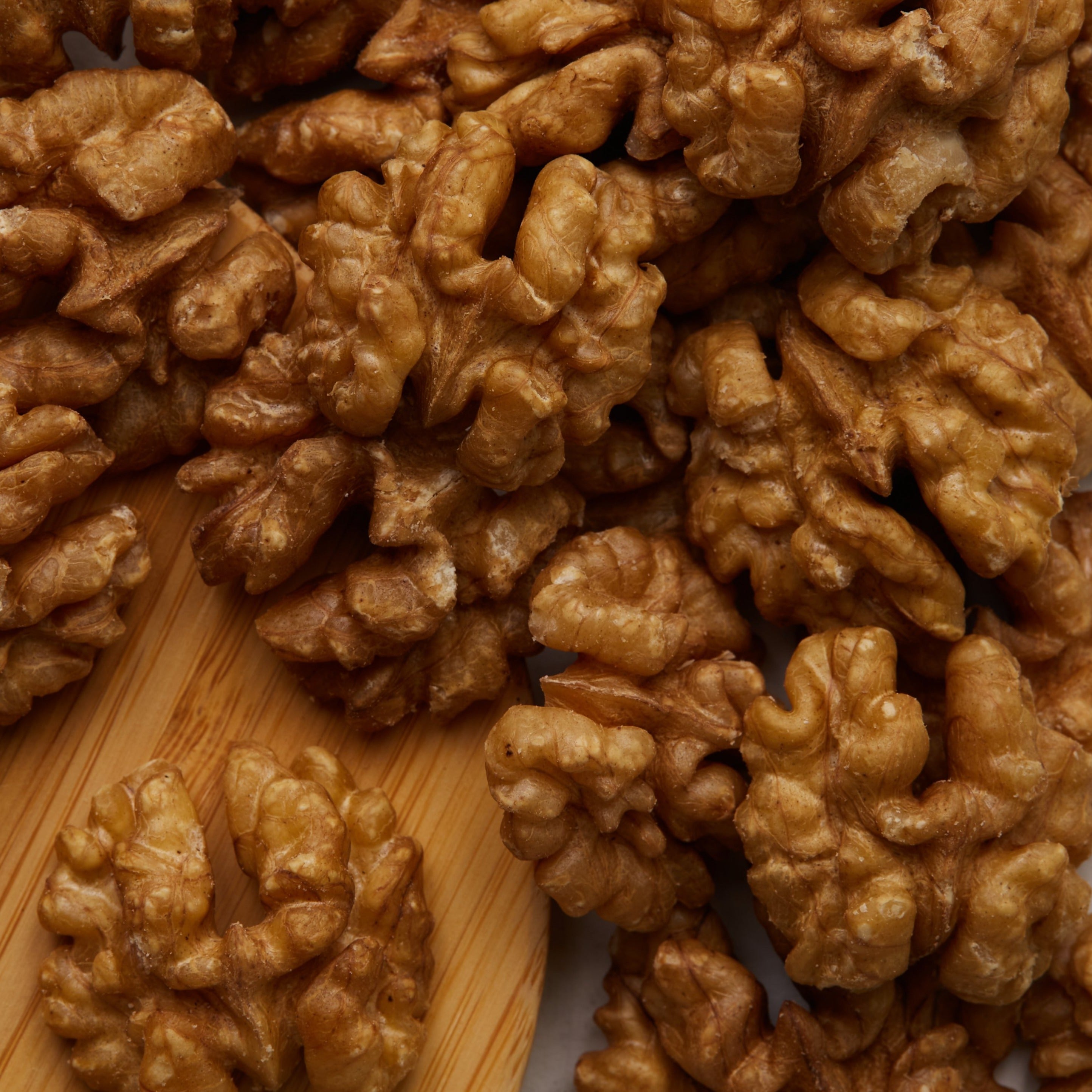 Amazin' Graze Lightly Roasted USA Walnuts 200g
